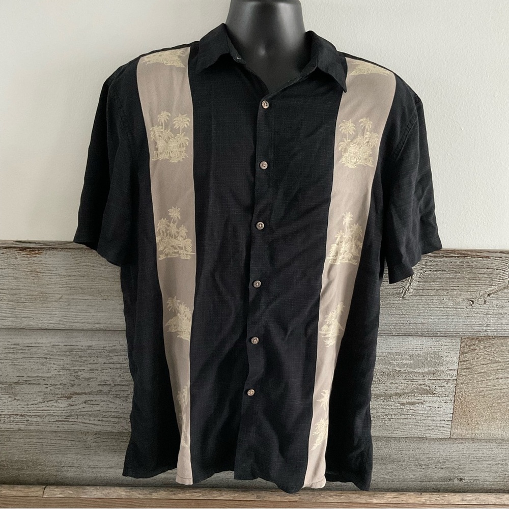 Island Shores Guayabera Hawaiian button up shirt men’s size Large (C1)
